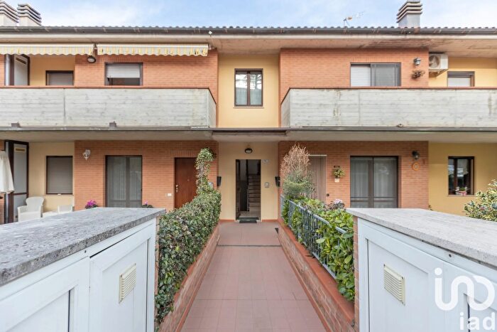 Appartamento quadrilocale in vendita in Via Tornazzano, Filottrano