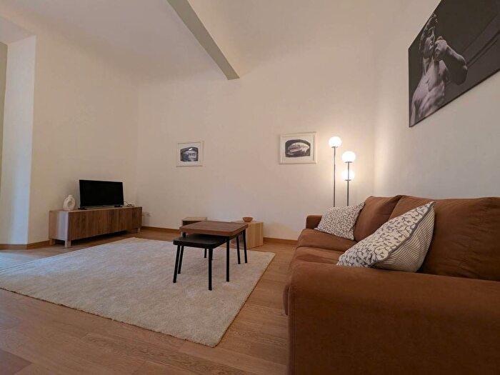 Appartamento trilocale in affitto in Borgo dei Greci, Signoria Uffizi, Firenze