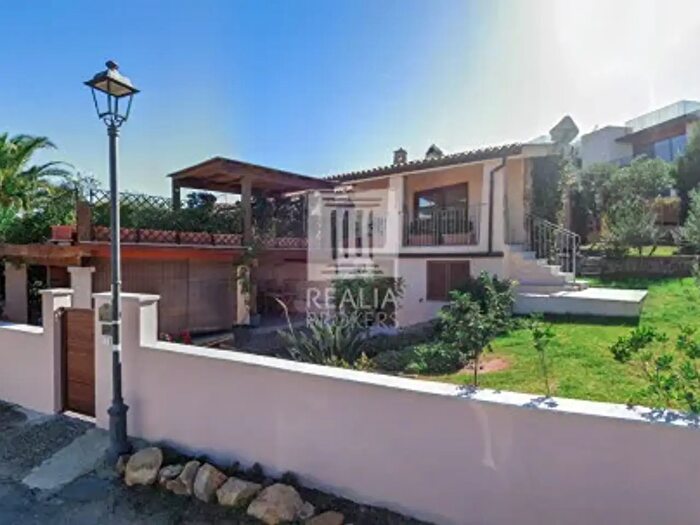 Casa con 5 locali in vendita in Via Bouganville, Golfo Aranci