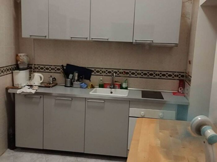 Appartamento trilocale in affitto in Via Toledo, Monte Santo, Napoli