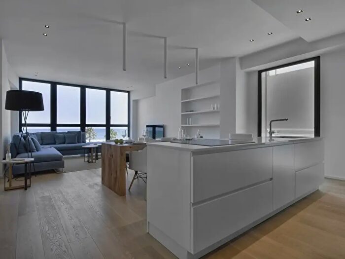 Appartamento quadrilocale in vendita in Via Monte Gallo, Padova