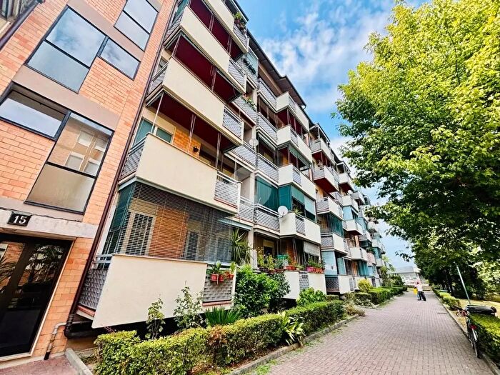 Appartamento trilocale in vendita in Via Pellegrino Pellegrini, Monza