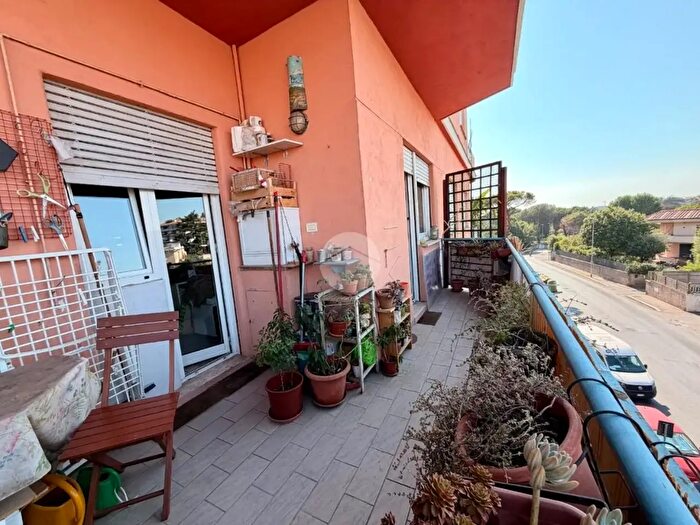 Appartamento bilocale in vendita in Via degli Estensi, Roma