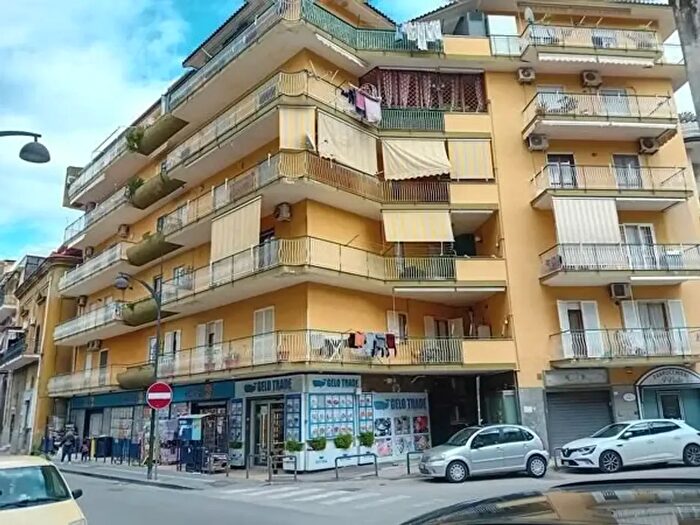 Appartamento trilocale in affitto in Via Eduardo De Filippo, Casalnuovo Di Napoli