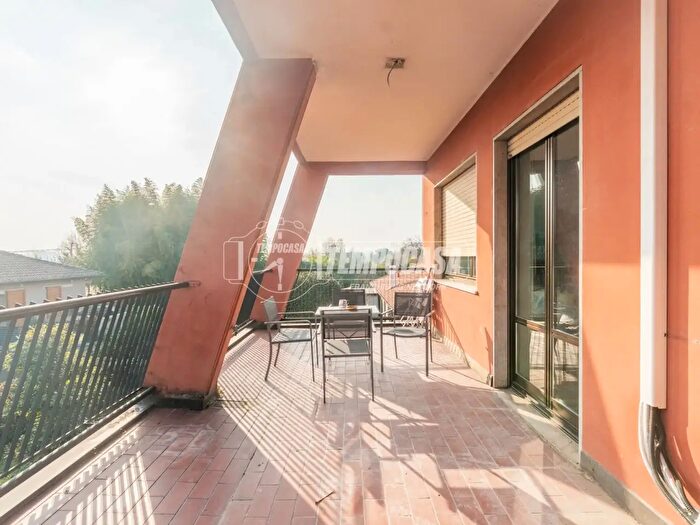 Appartamento quadrilocale in vendita in Via Carlo Dossi, Cusago