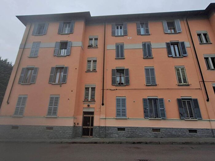 Appartamento bilocale in affitto in Viale Partigiani, San Pietro, Pavia