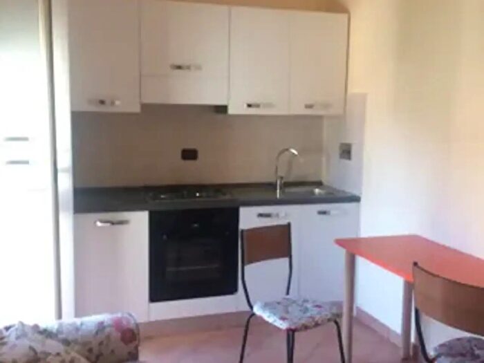 Appartamento bilocale in affitto in Via Tocco da Casauria, Roma