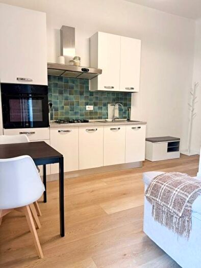 Appartamento bilocale in affitto in Via Costanza, Washington, Milano