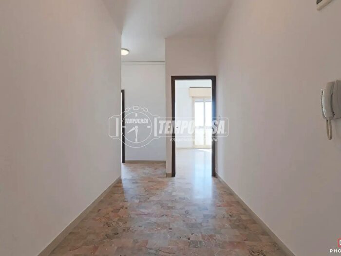 Appartamento trilocale in vendita in Via Filippo De Pisis, Bologna