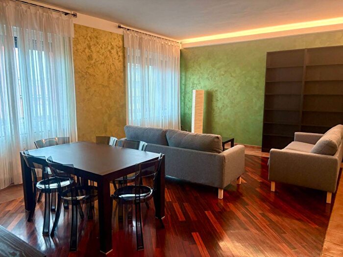 Appartamento trilocale in affitto in Via Giuseppe Tartini, Dergano, Milano