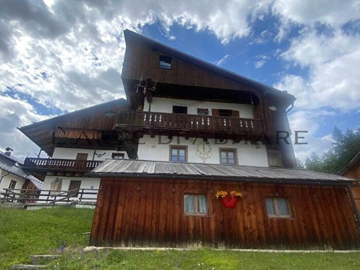 Appartamento con 5 locali in affitto in Cortina d'Ampezzo
