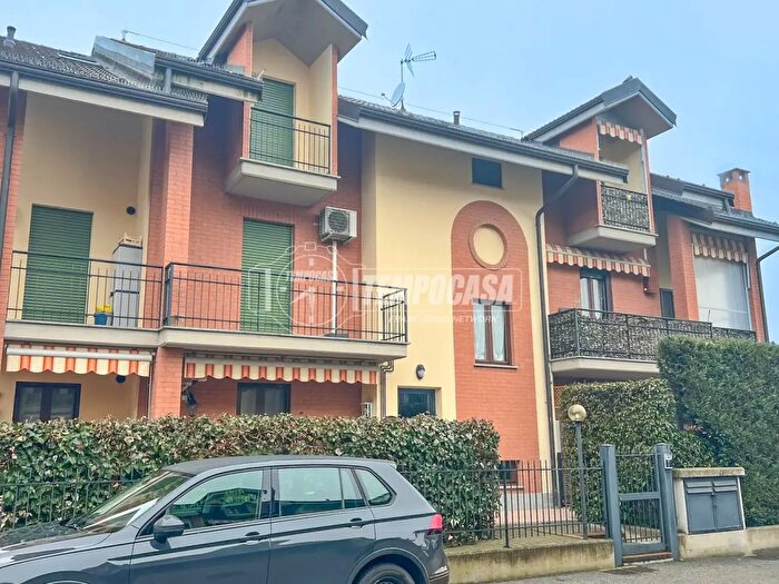 Appartamento quadrilocale in vendita in Via Carignano, La Loggia
