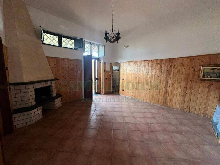 Appartamento quadrilocale in affitto in via francesco perri, Centro, Ottaviano