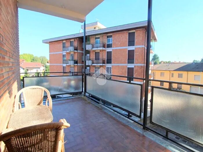 Appartamento trilocale in vendita in Via Armando Diaz, Rho