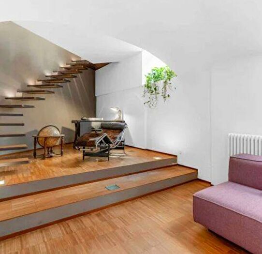 Appartamento trilocale in affitto in Via Giovanni Enrico Pestalozzi, Barona, Milano