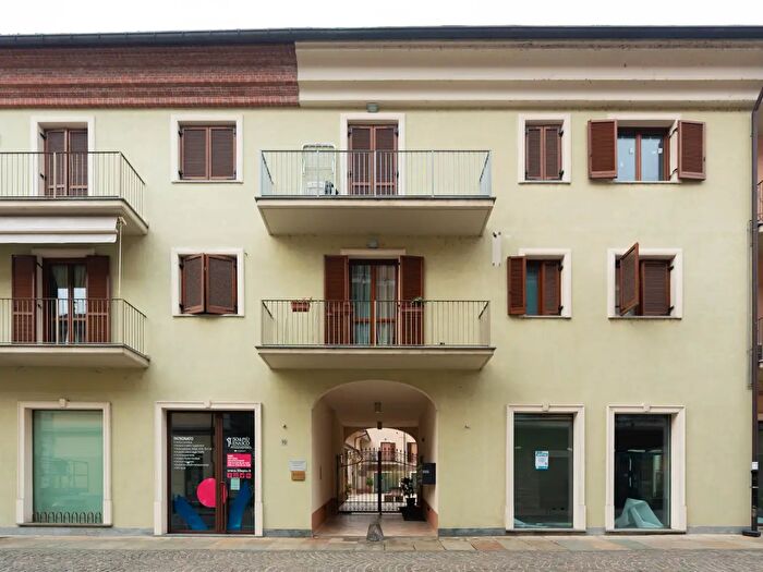 Appartamento quadrilocale in vendita in Via del Collegio, Chivasso