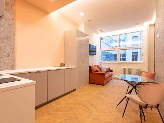 Appartamento monolocale in affitto in Via Francesco Daverio, Guastalla, Milano