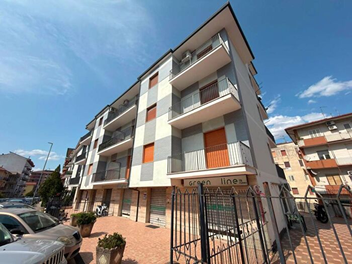 Appartamento con 5 locali in affitto in Via Maria Pacifico, Rione Libertà, Benevento