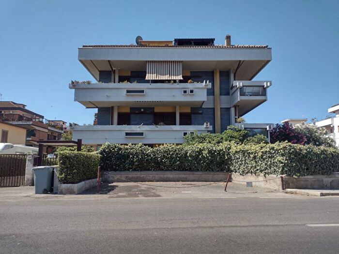 Appartamento bilocale in affitto in Via Giulio Cesare, Centro, Santa Marinella