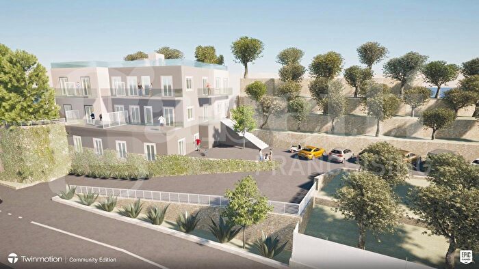 Appartamento bilocale in vendita in Via Ugo La Malfa, Noli