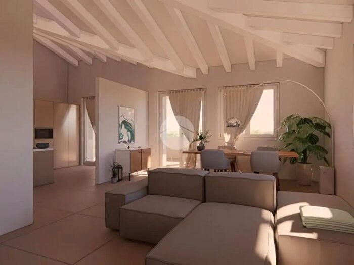 Appartamento trilocale in vendita in Via Angelo Morini, Scandiano