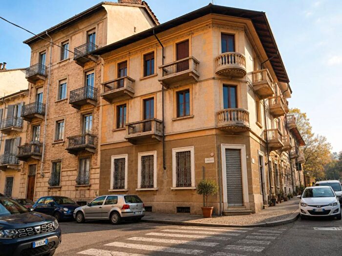 Appartamento trilocale in affitto in Corso Giuseppe Gabetti, Madonna del Pilone, Torino