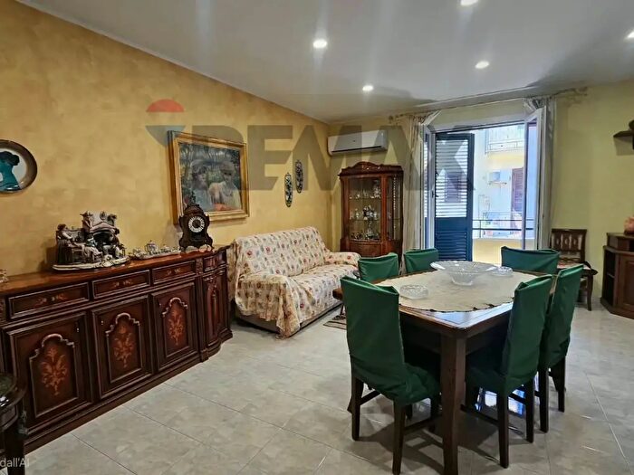 Appartamento quadrilocale in vendita in Via Ippolito Nievo, Bagheria