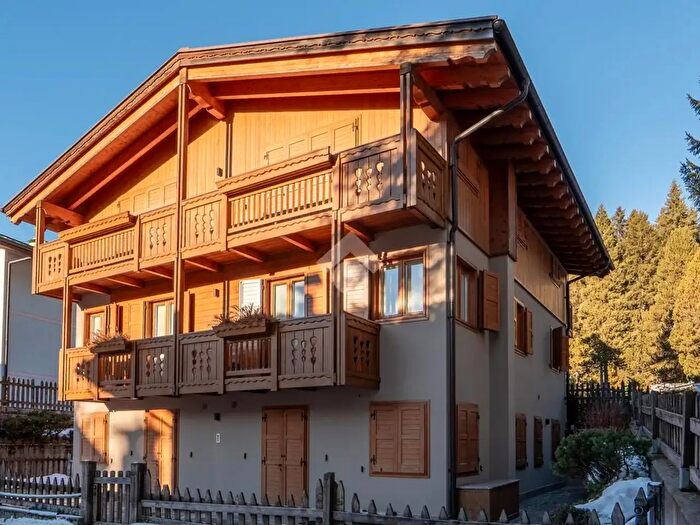 Appartamento quadrilocale in vendita in Via DrKuntze, Tre Ville