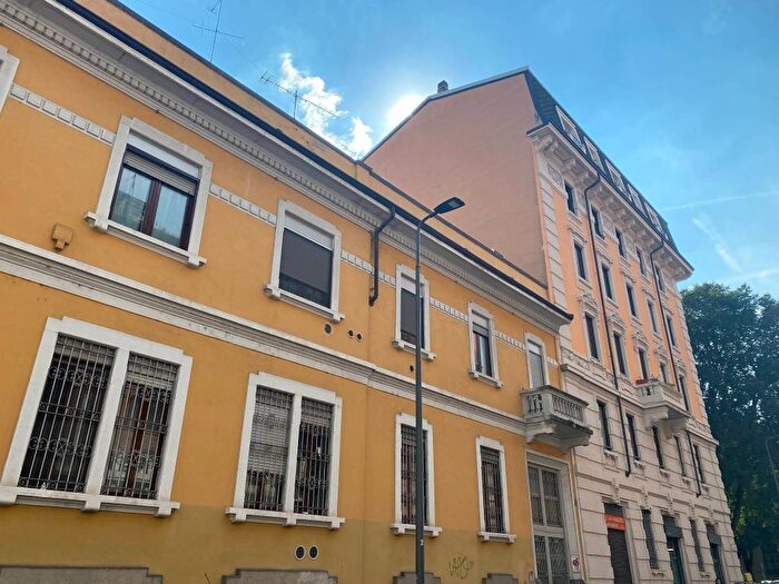 Appartamento bilocale in affitto in Via Simone dOrsenigo, Cadore, Milano