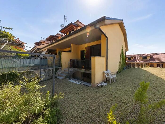 Casa trilocale in vendita in Via Tito Livio, Guidonia Montecelio
