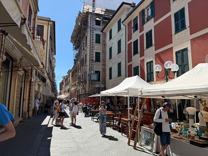 Appartamento bilocale in affitto in Via Martiri della Liberazione, Centro Storico, Chiavari