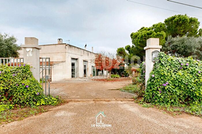 Casa con 7 locali in vendita in Strada Comunale Monterosso, Conversano