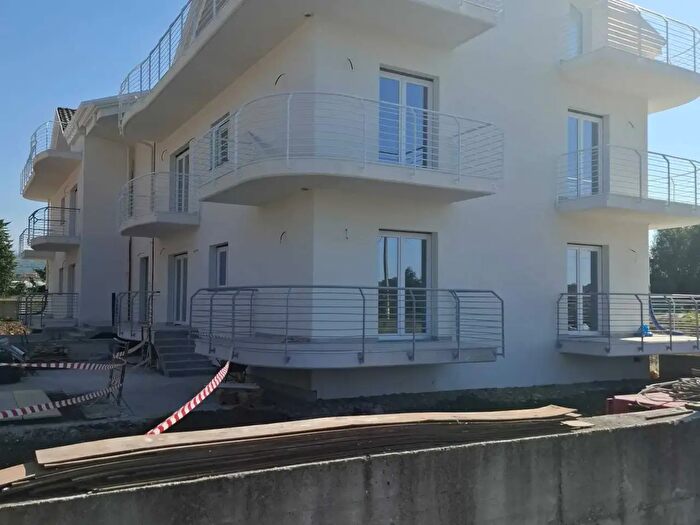 Appartamento trilocale in vendita in Pontecagnano Faiano