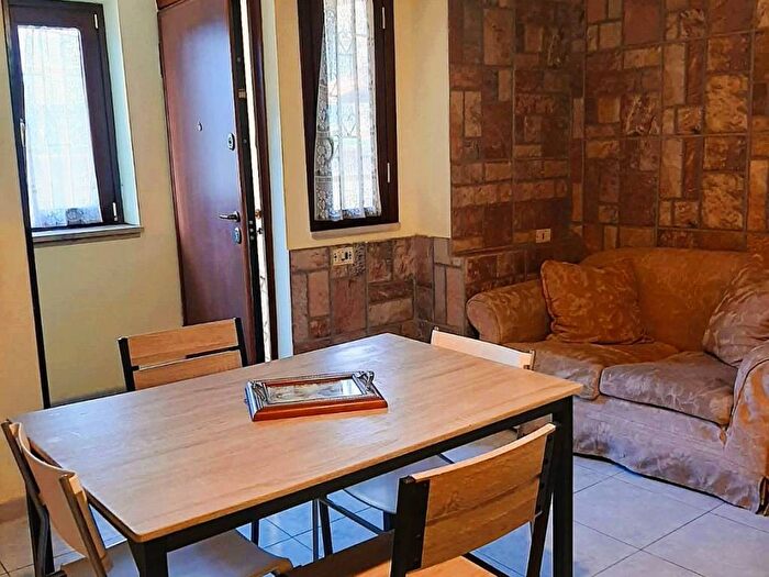 Appartamento trilocale in affitto in Via Laguccio, Laguccio, Alatri