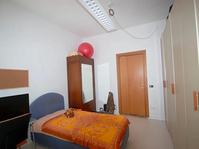 Casa quadrilocale in vendita in Ferrara