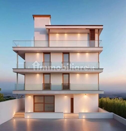 Appartamento quadrilocale in vendita in Via Belvedere, BellariaIgea Marina