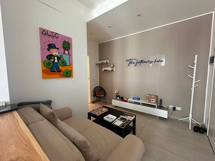 Appartamento trilocale in affitto in via Santa Croce, Ticinese, Milano