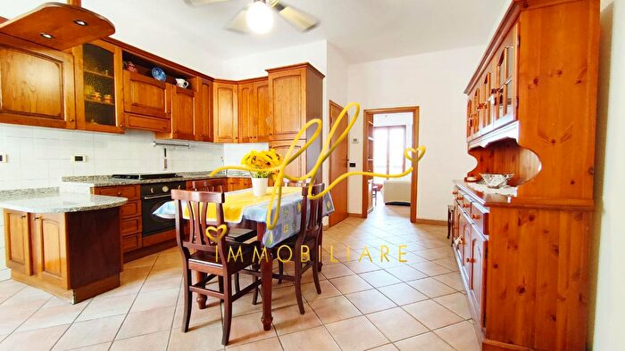 Appartamento trilocale in vendita in Rosignano Marittimo