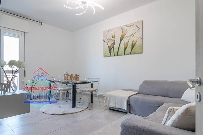 Appartamento quadrilocale in vendita in Via Predosa, Zola Predosa