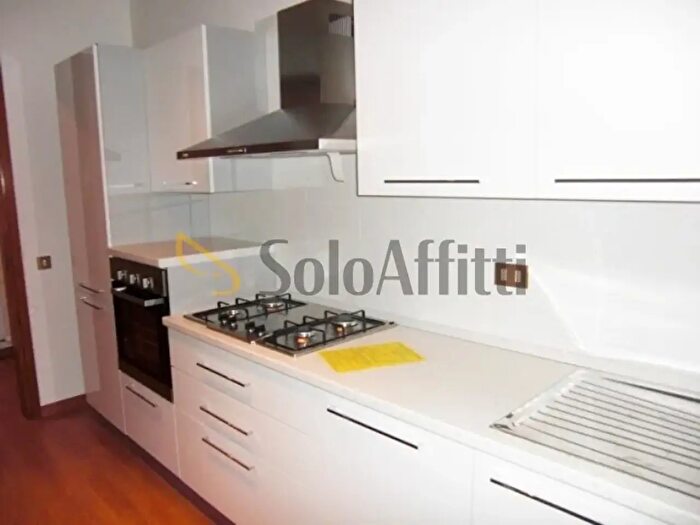 Appartamento quadrilocale in affitto in Via Palermo, Padova