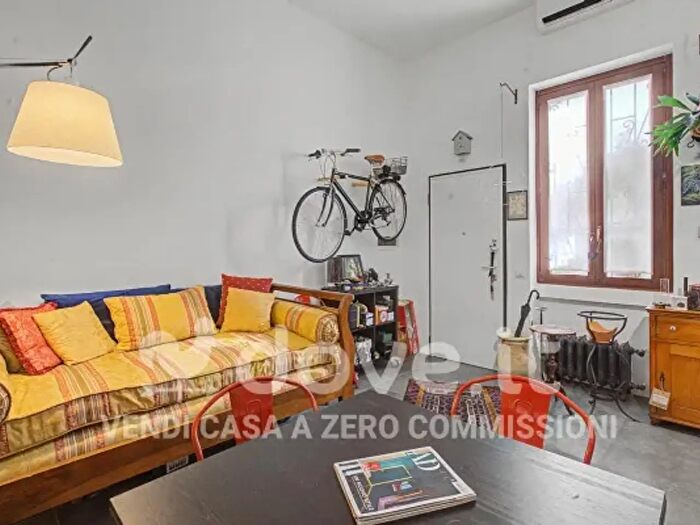 Appartamento bilocale in vendita in Via Asiago, Milano