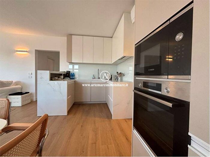 Appartamento con 5 locali in affitto in Centro, Forte dei Marmi