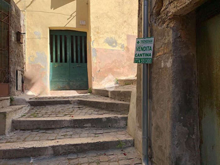 Casa monolocale in vendita in Via del Suffragio, Subiaco