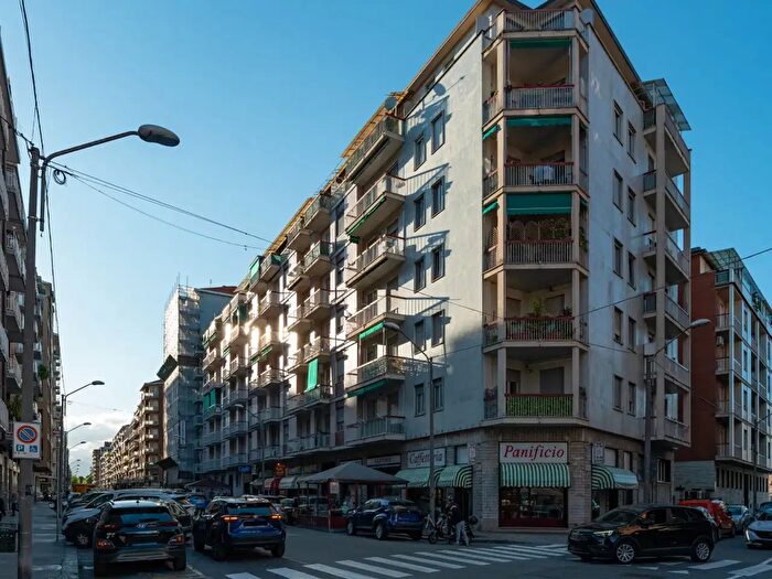 Appartamento bilocale in affitto in Via Barletta, Torino