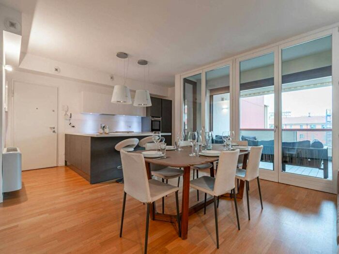 Appartamento quadrilocale in affitto in Via Principe Eugenio, Ghisolfa Mac Mahon, Milano