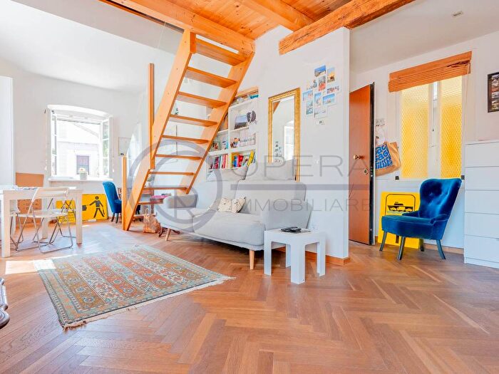 Appartamento bilocale in affitto in Via delle Monache, Città Vecchia, Trieste