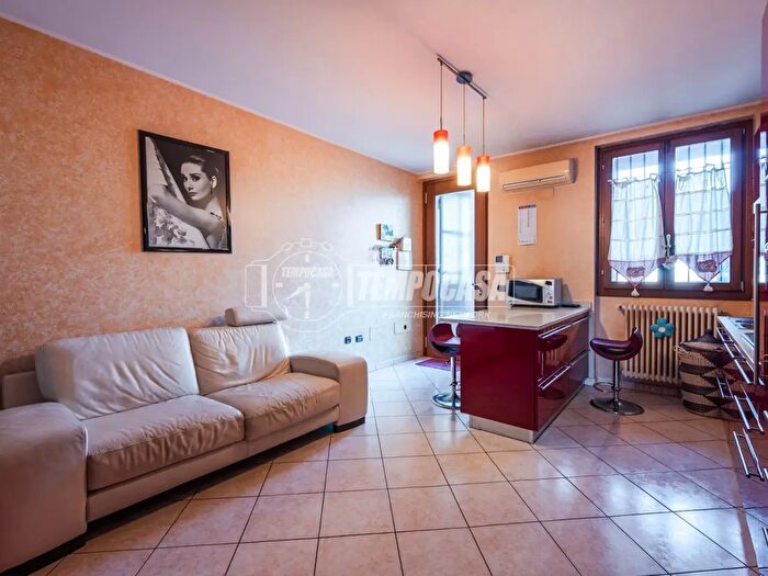 Appartamento trilocale in vendita in Via XXV Aprile, Granarolo DellEmilia