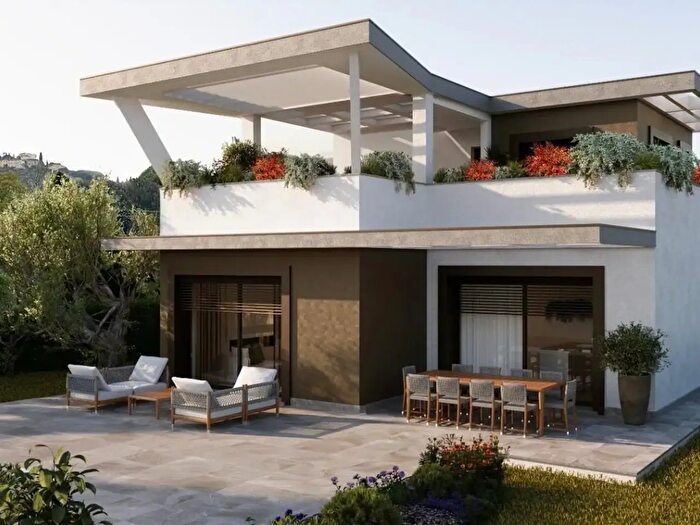 Casa con 6 locali in vendita in Buggiano