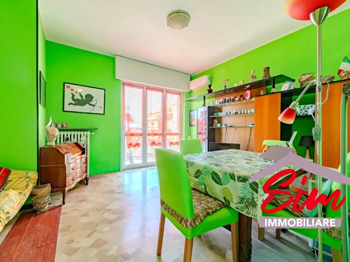 Appartamento trilocale in vendita in Via G B Magistrini Snc, Novara