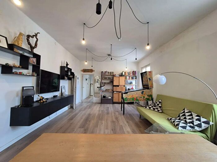 Appartamento con 9 locali in vendita in Via Garibaldi, Jesi